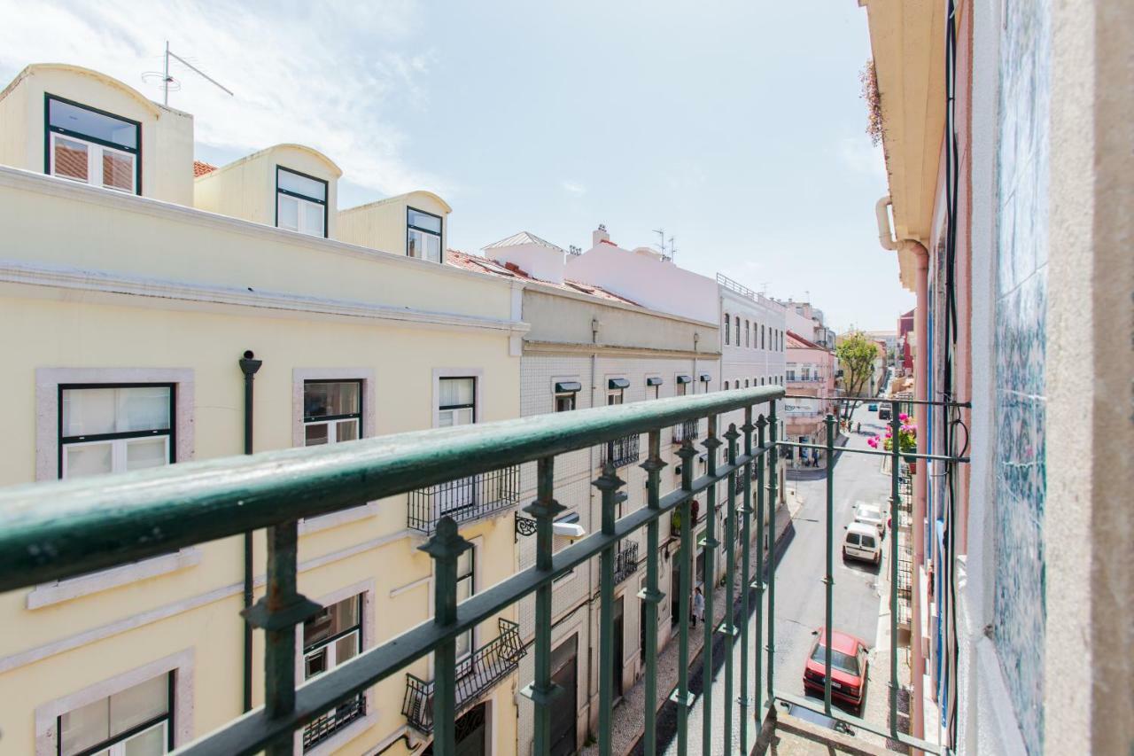 Typical Light Filled Graça Apartment, By TimeCooler Lisboa Exterior foto